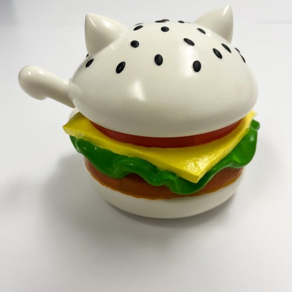 88rising x Vandy Lucky Cat Toy Figurines - Picture 2 of 3